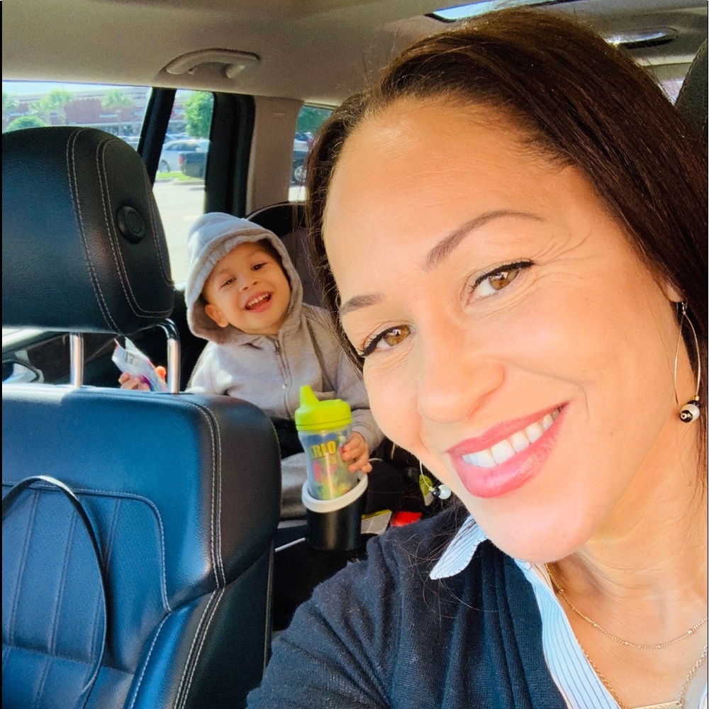 Meet your Posher, Carisha